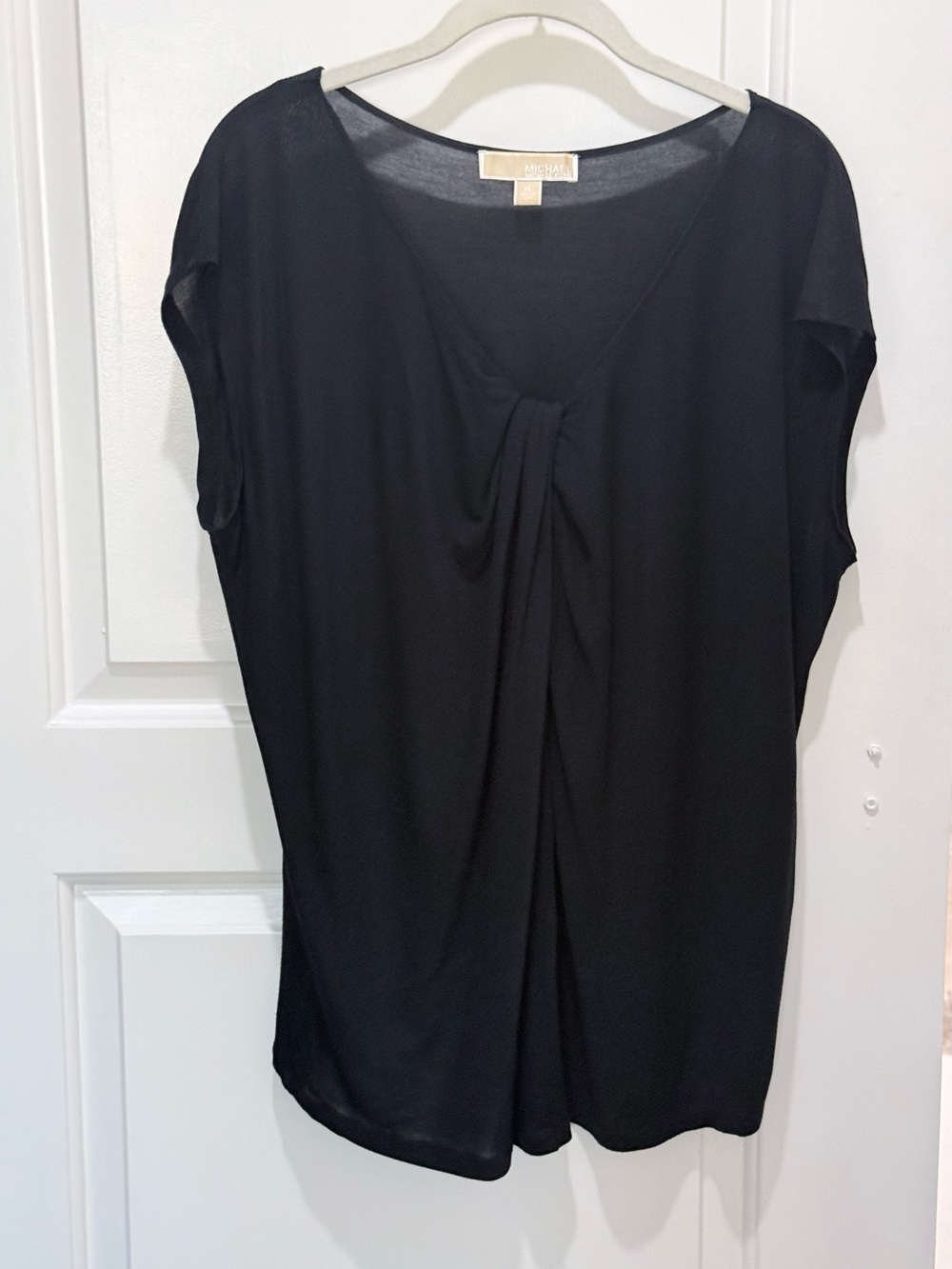MICHAEL Michael Kors Black V-Neck Twist Front Blouse